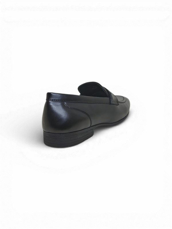 Classic Loafers (Black)